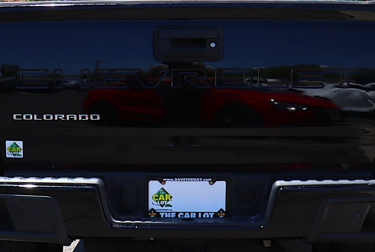 Used 2022 Chevrolet Colorado LT w/ Fleet Safety Package RWD image 21