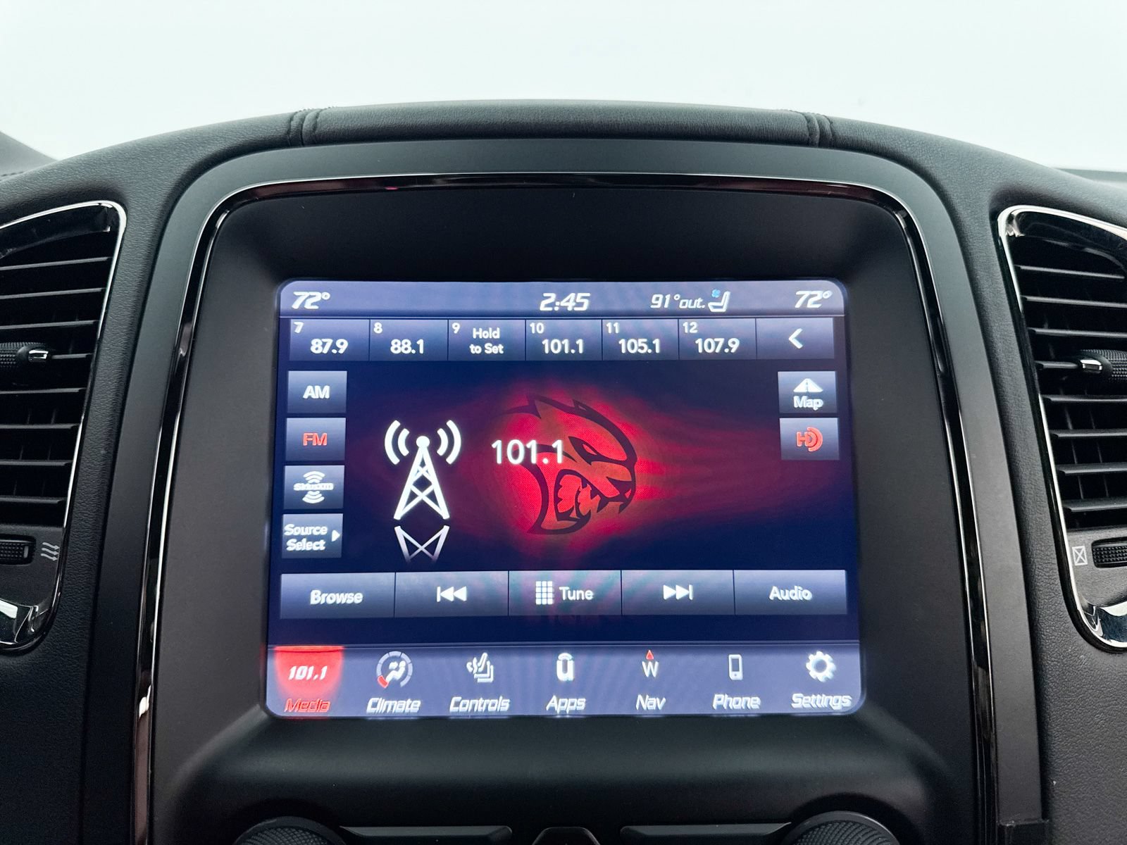 Used 2020 Dodge Durango SRT w/ Premium Interior Group AWD/4WD image 5