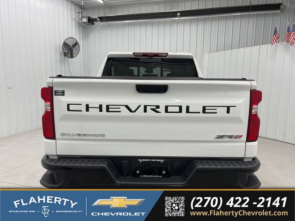Used 2024 Chevrolet Silverado 1500 ZR2 w/ Technology Package AWD/4WD image 4