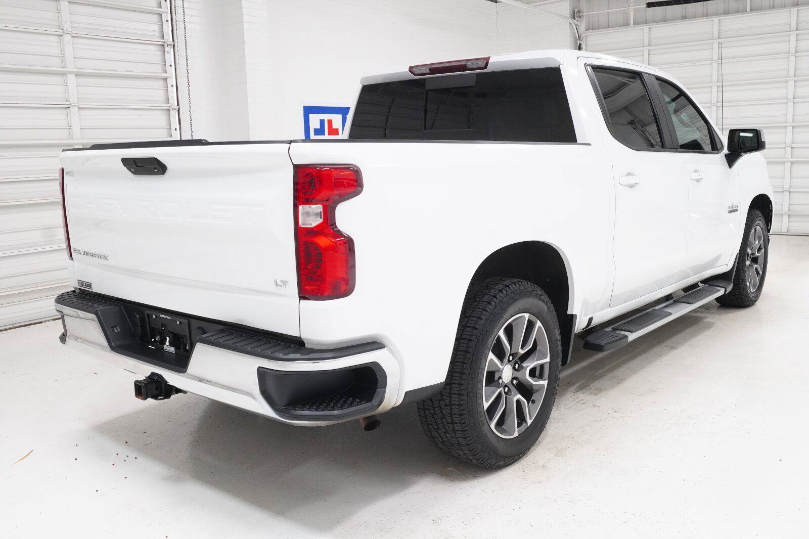 Used 2020 Chevrolet Silverado 1500 LT w/ Texas Edition RWD image 24