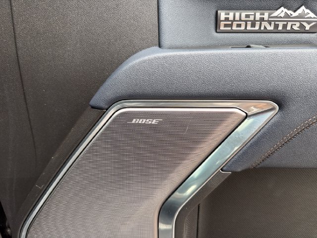Used 2022 Chevrolet Silverado 1500 High Country w/ Z71 Off-Road Package AWD/4WD image 29