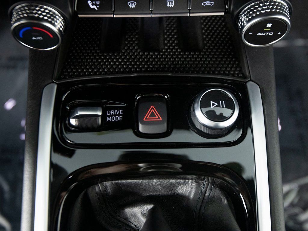 Used 2025 Lotus Emira image 23