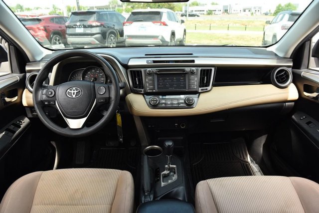 Used 2014 Toyota RAV4 XLE FWD image 7