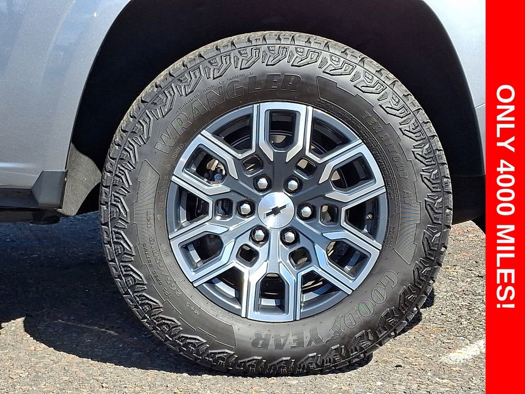 Certified 2025 Chevrolet Colorado Z71 AWD/4WD image 8