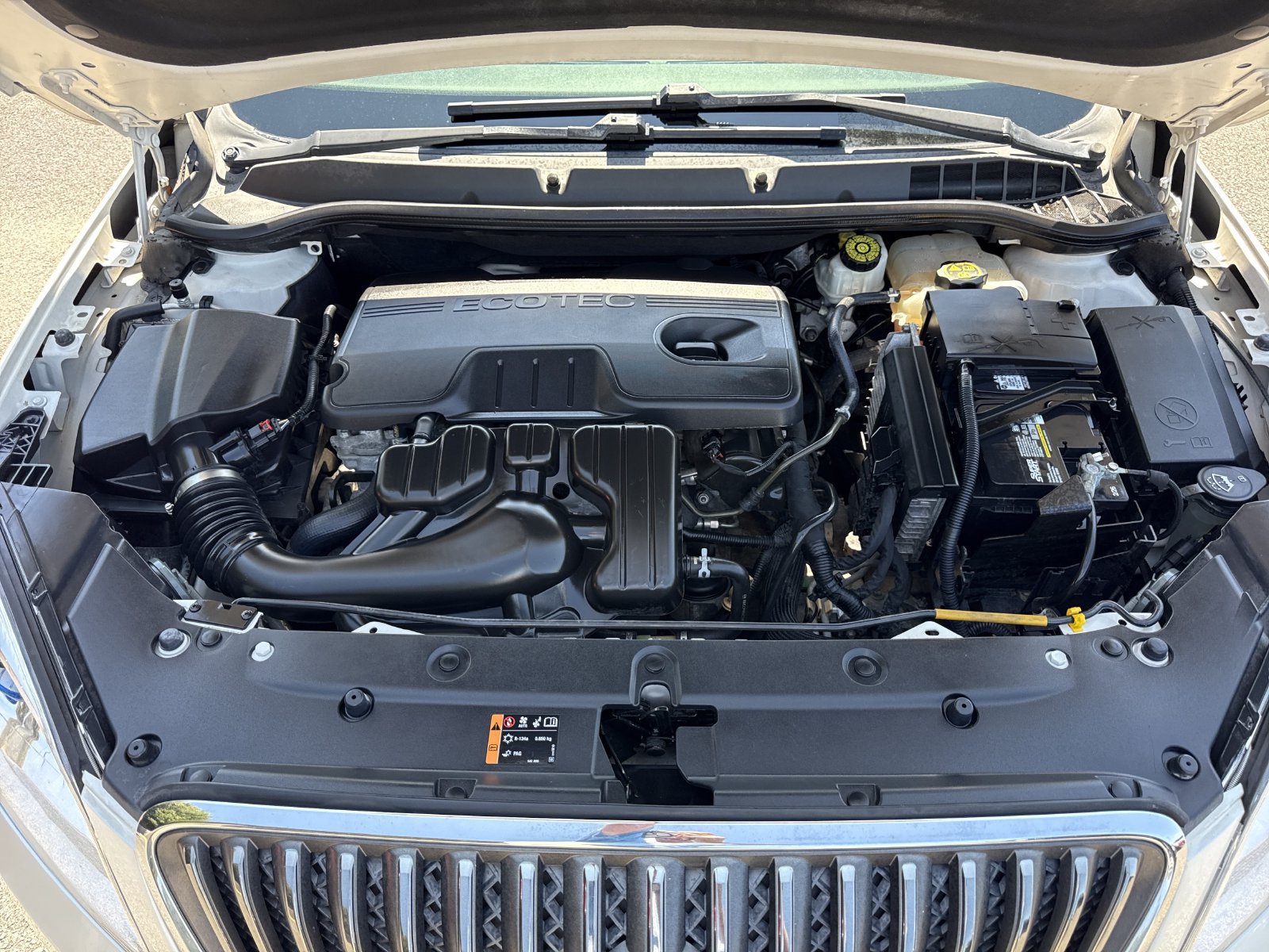 Used 2015 Buick Verano FWD image 28