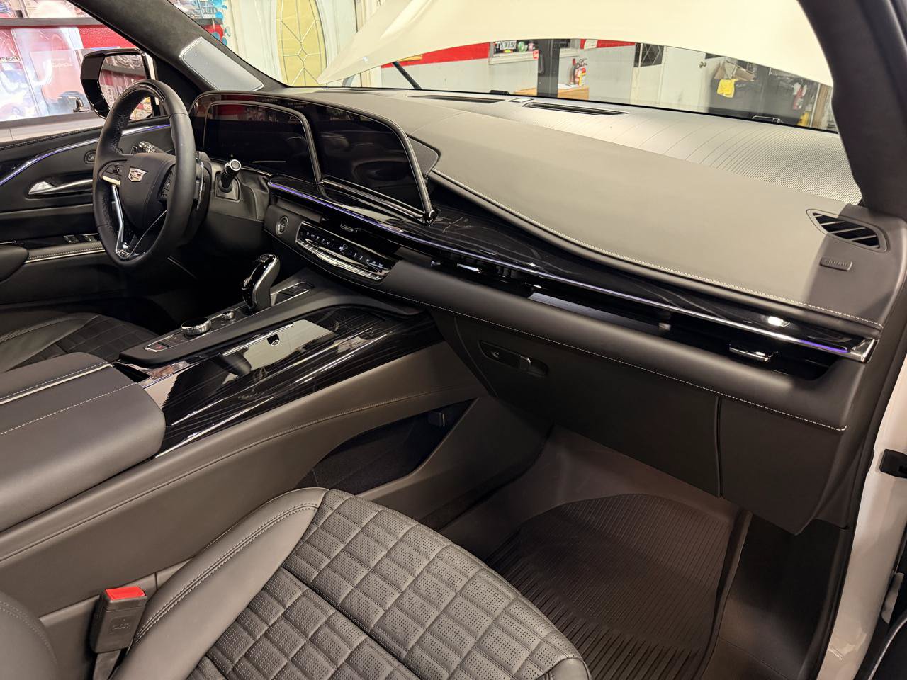 Used 2024 Cadillac Escalade V w/ Heavy-Duty Trailer Package AWD/4WD image 18