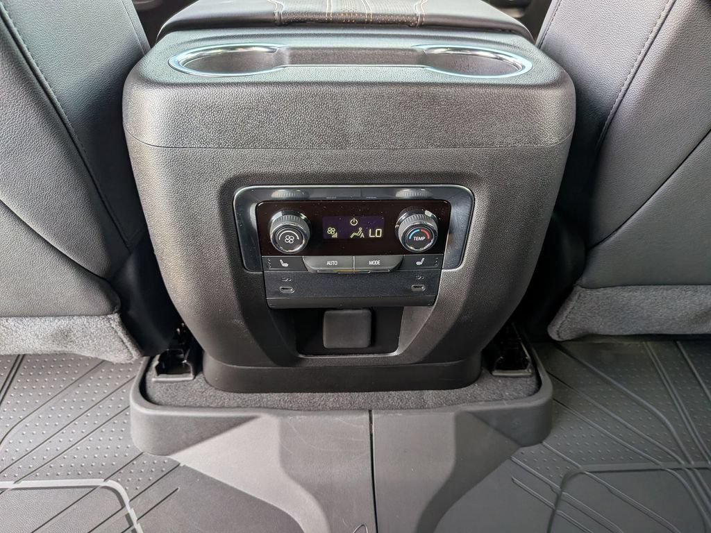 New 2026 Chevrolet Tahoe High Country AWD/4WD image 37