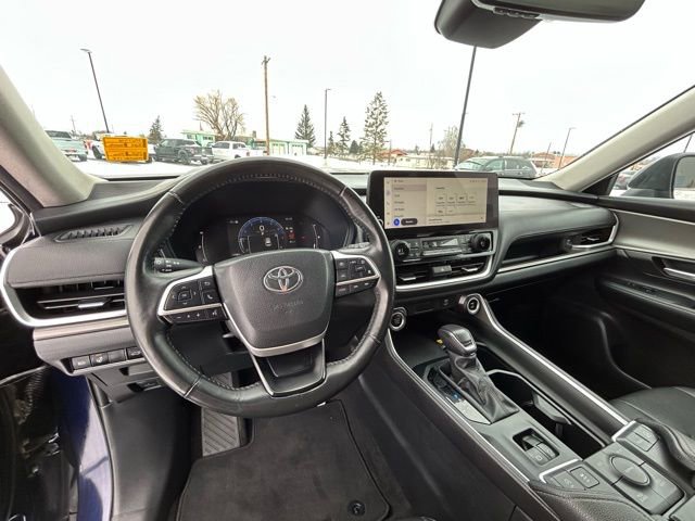 Used 2024 Toyota Grand Highlander XLE image 21