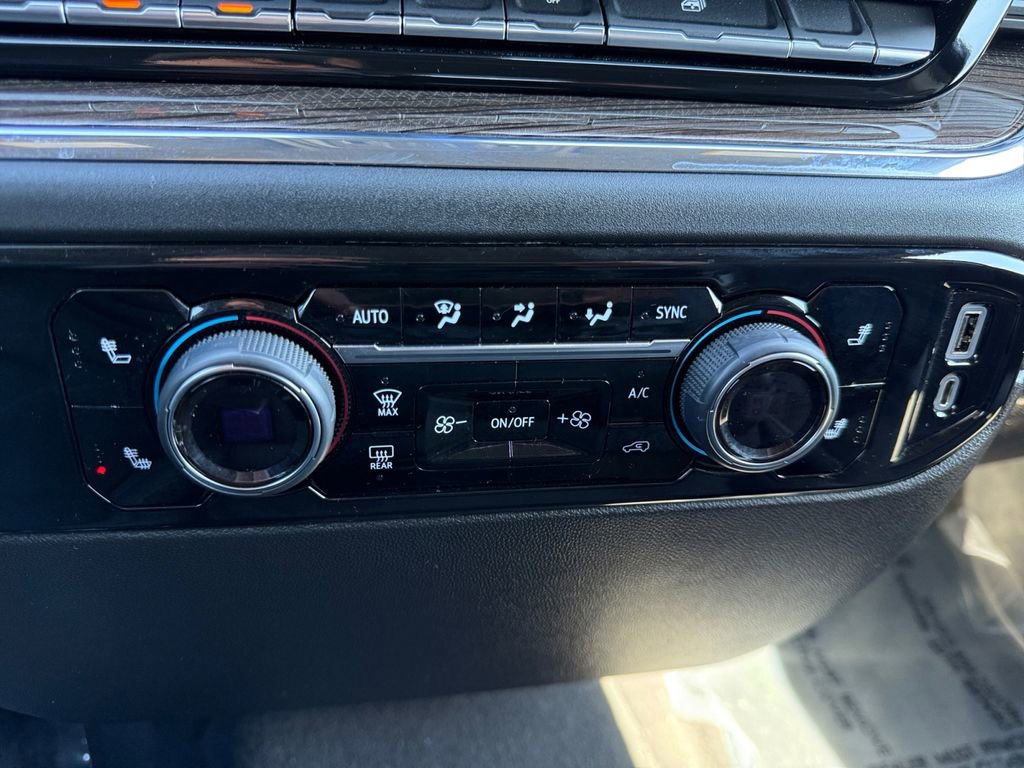 Used 2023 Chevrolet Silverado 1500 LT image 17