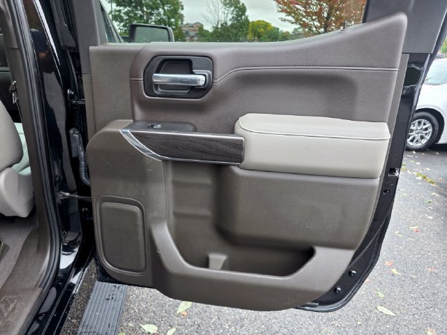 Used 2019 Chevrolet Silverado 1500 LTZ w/ LTZ Premium Package AWD/4WD image 14