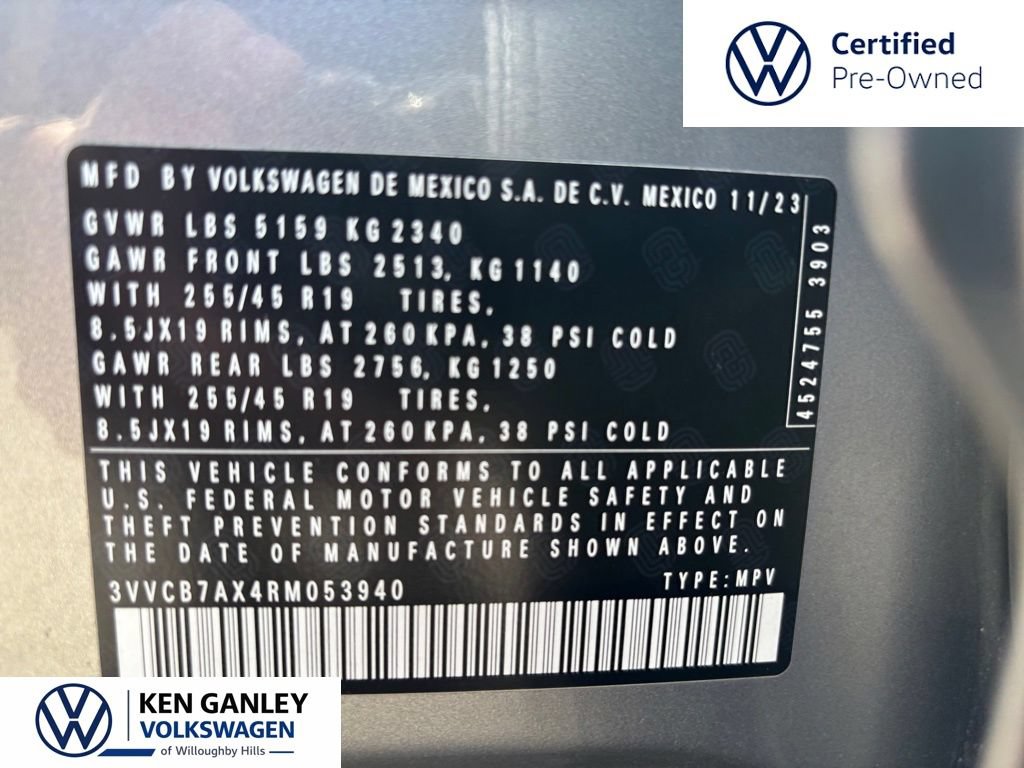 Certified 2024 Volkswagen Tiguan SE R-Line FWD image 10