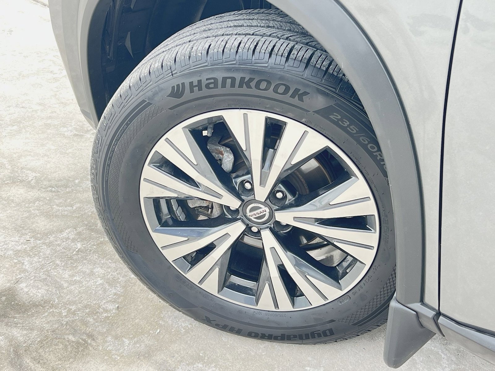 Used 2021 Nissan Rogue SV image 12