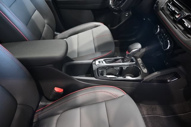 New 2026 Chevrolet TrailBlazer RS w/ Convenience Package AWD/4WD image 21