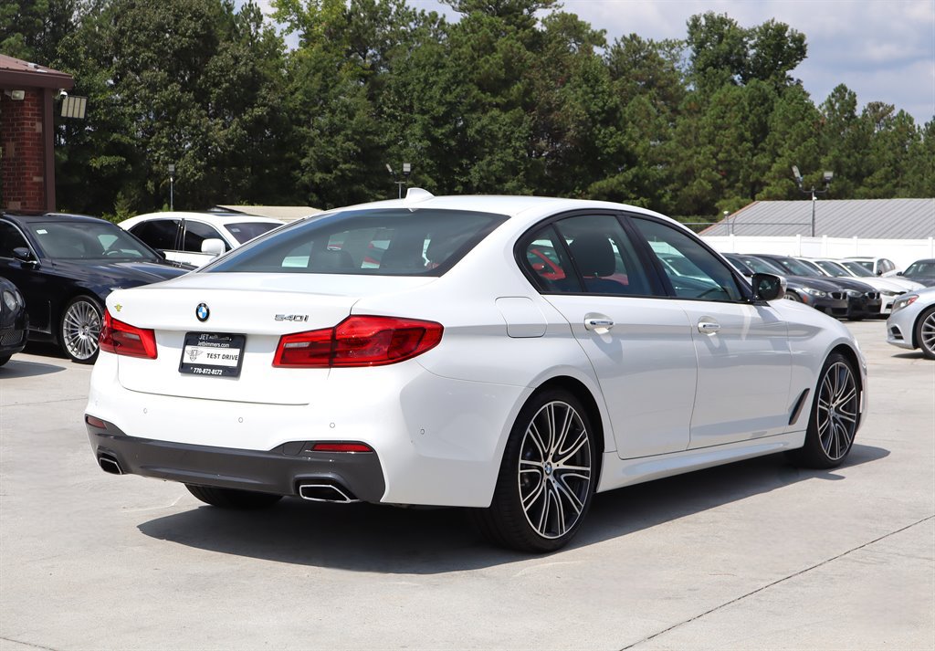 Used 2018 BMW 540i RWD image 7