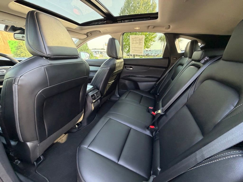 Certified 2025 Nissan Murano SL AWD/4WD image 25