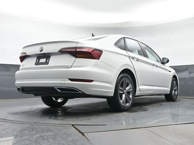 Used 2019 Volkswagen Jetta R-Line w/ R-Line Cold Weather Package FWD image 27