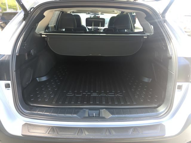 Used 2023 Subaru Outback Limited XT AWD/4WD image 31