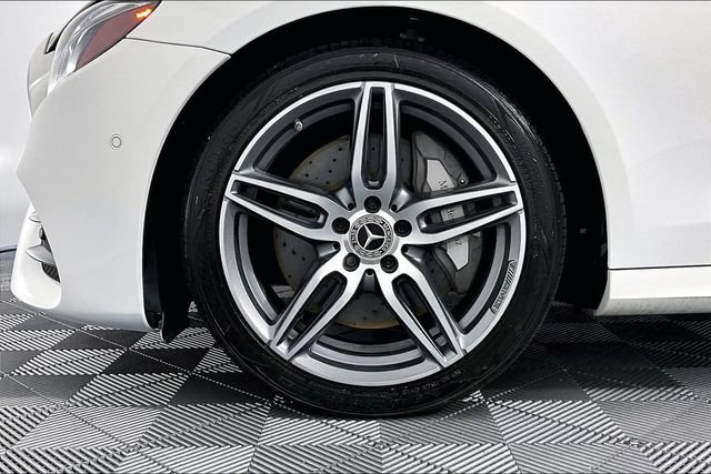 Used 2018 Mercedes-Benz E 300 w/ Premium 3 Package image 9