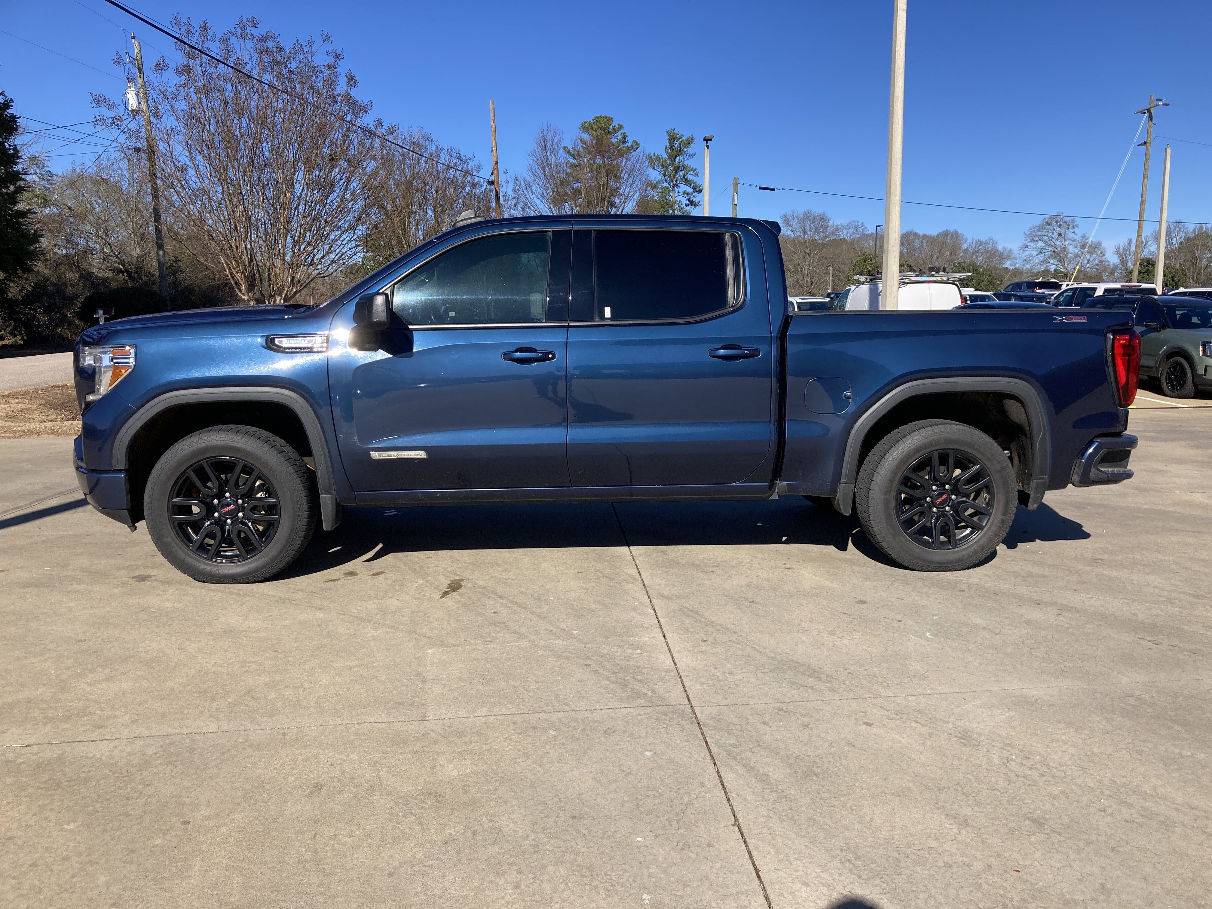 Certified 2021 GMC Sierra 1500 Elevation w/ Preferred Package image 9