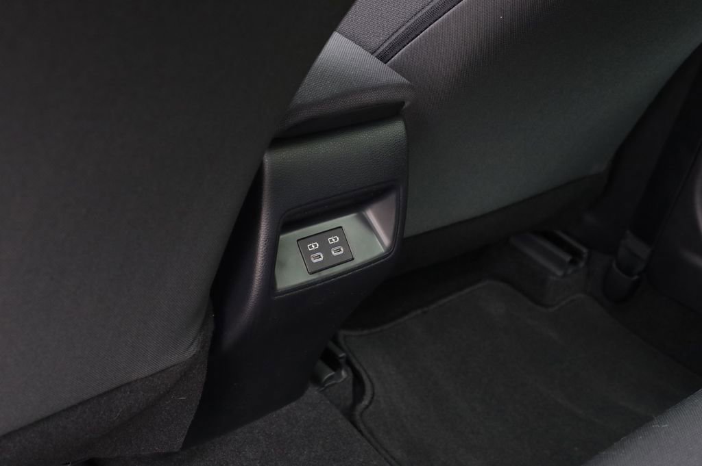 Used 2026 Toyota Corolla LE FWD image 13