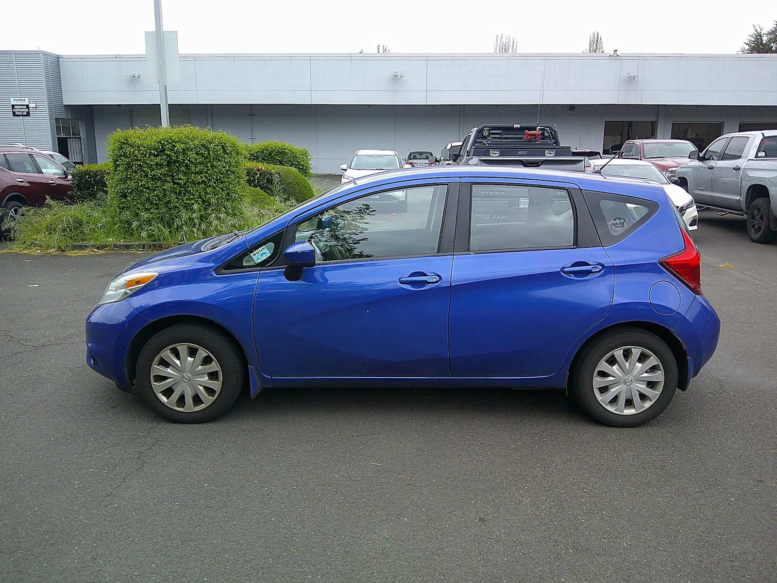 Used 2016 Nissan Versa Note S Plus FWD image 2