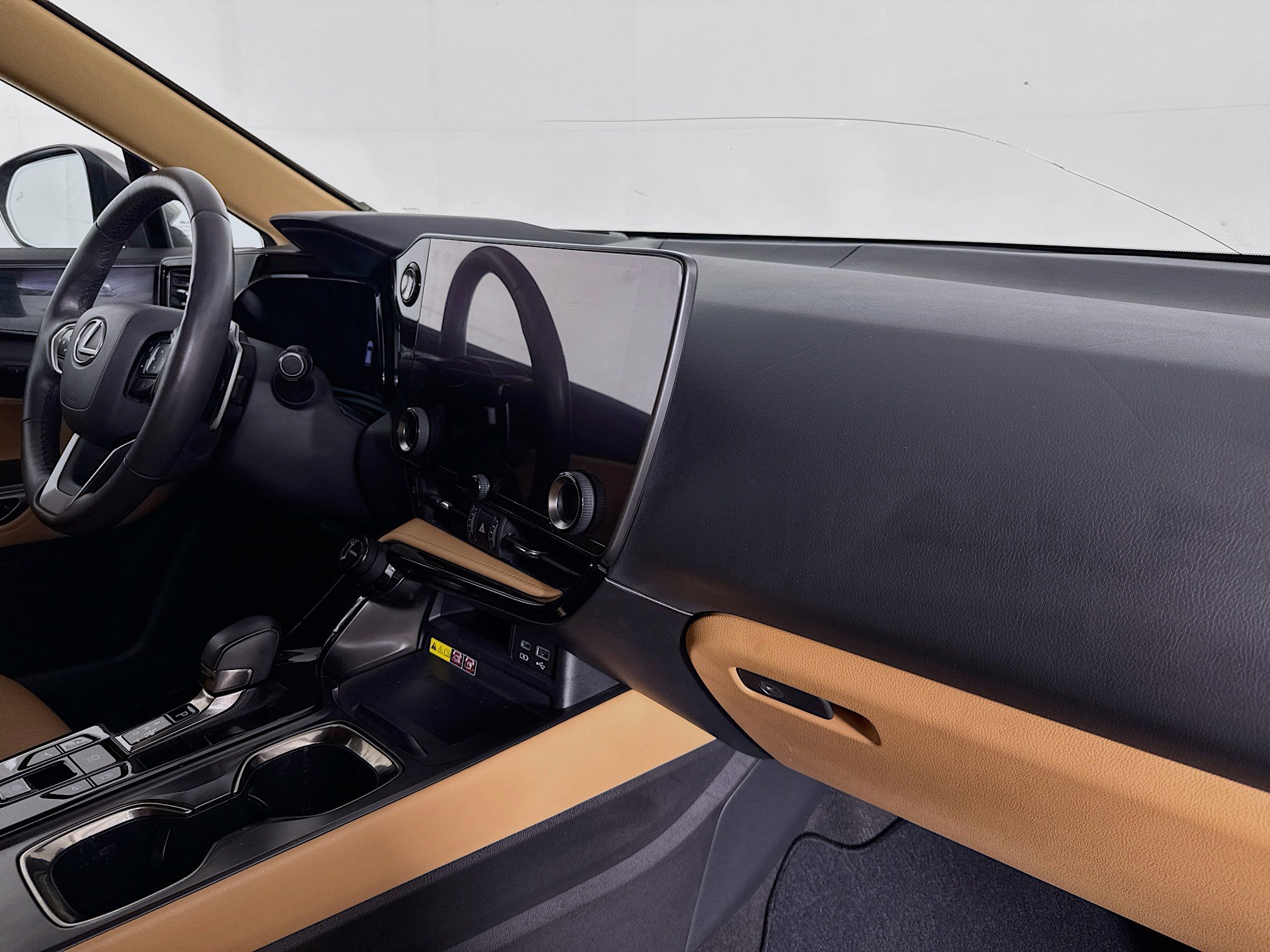 Used 2024 Lexus NX 350 AWD w/ Vision Package image 29