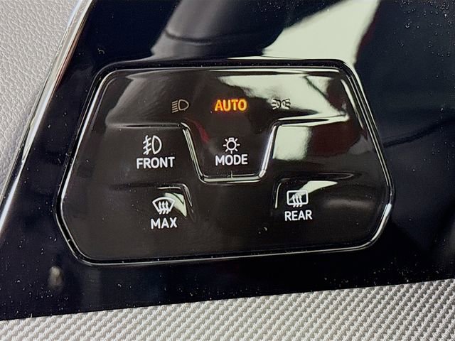 New 2026 Volkswagen GTI SE image 10