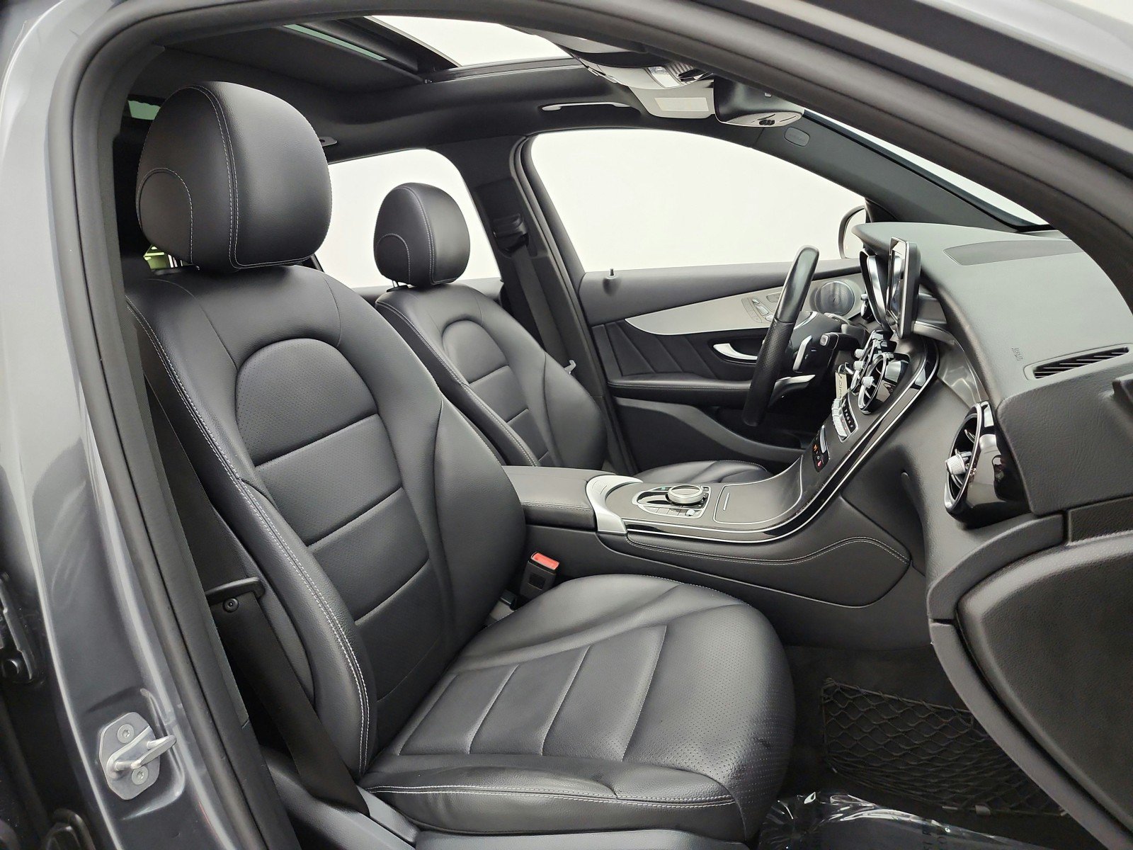 Used 2019 Mercedes-Benz GLC 300 image 20