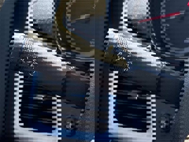 Used 2017 GMC Terrain SLT w/ Open Road Package image 30