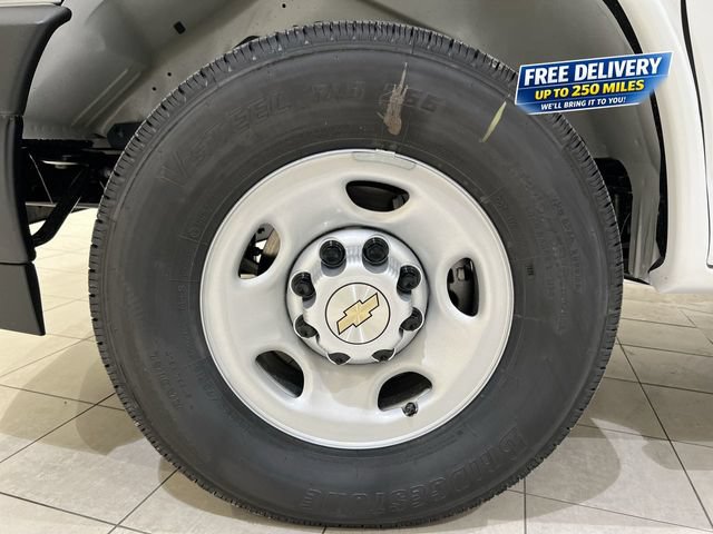 New 2026 Chevrolet Express 2500 w/ Driver Convenience Package RWD image 25