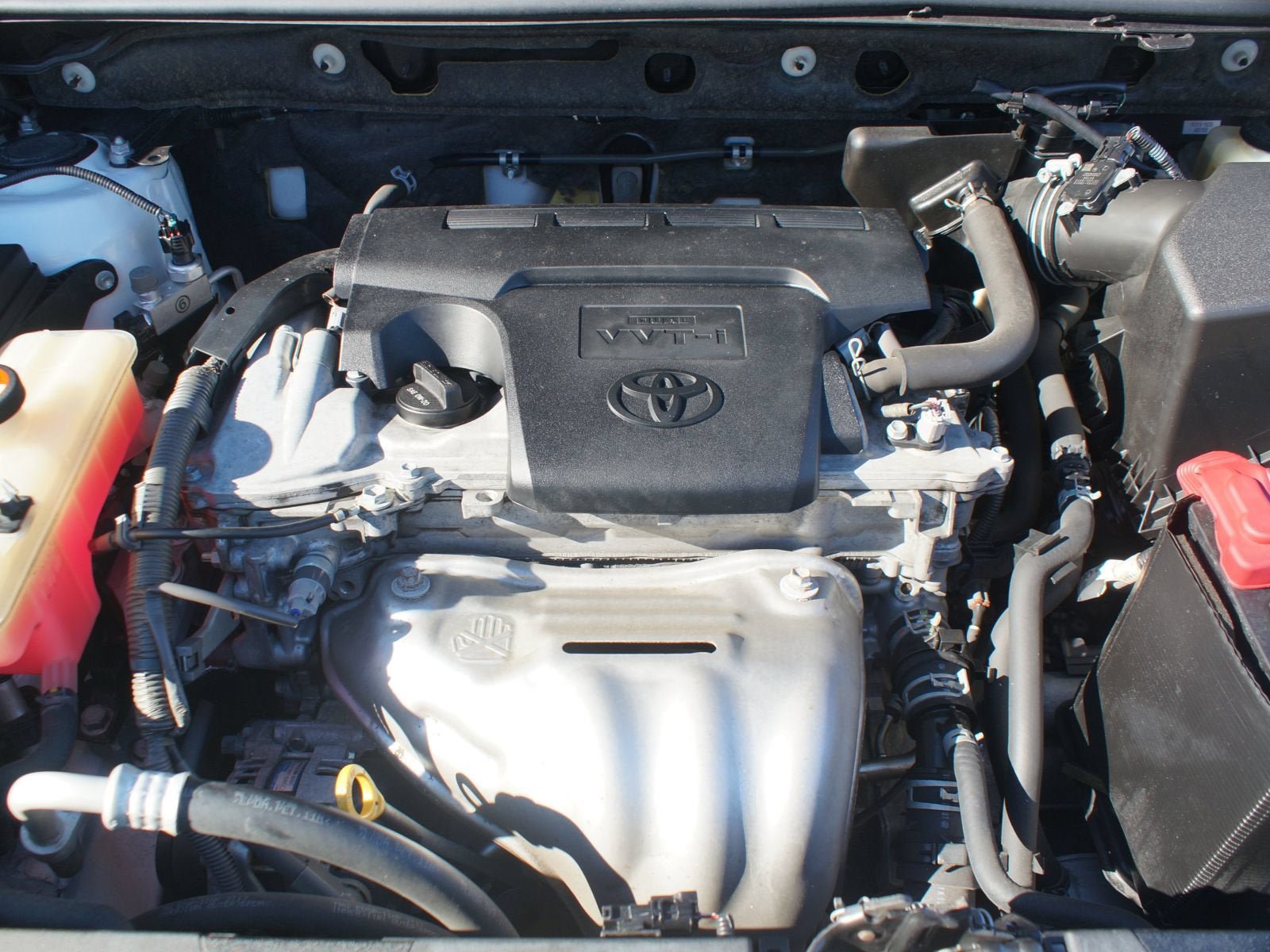 Used 2016 Toyota RAV4 LE FWD image 26