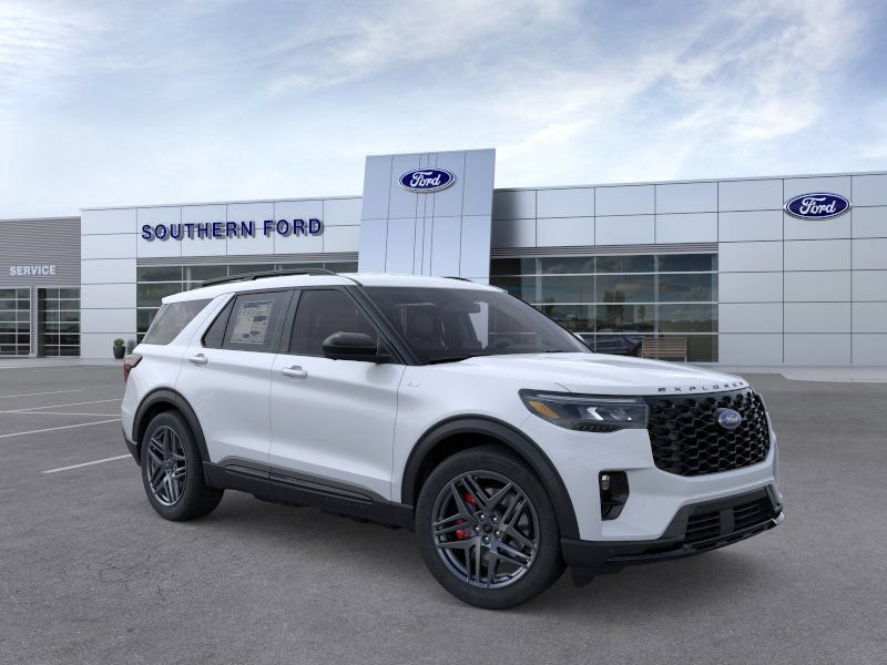New 2026 Ford Explorer ST-Line w/ ST-Line Street Pack AWD/4WD image 8