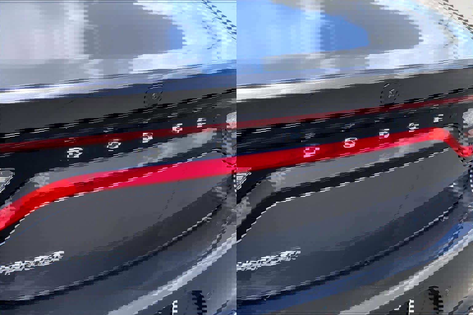 Used 2022 Dodge Charger SXT image 10