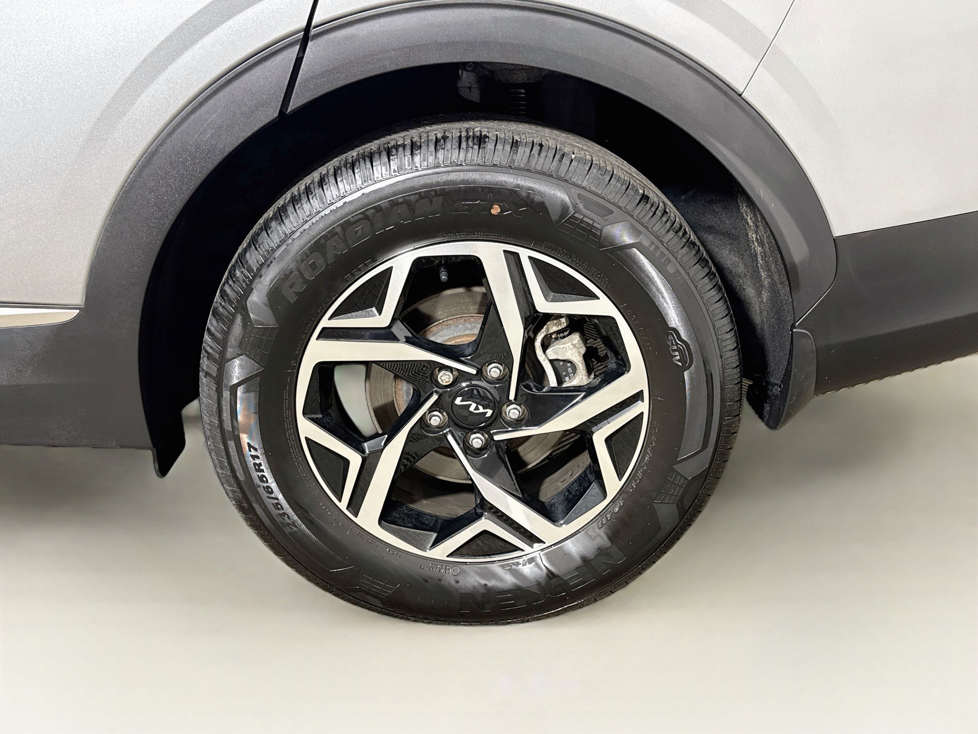 Used 2024 Kia Sportage LX AWD/4WD image 25