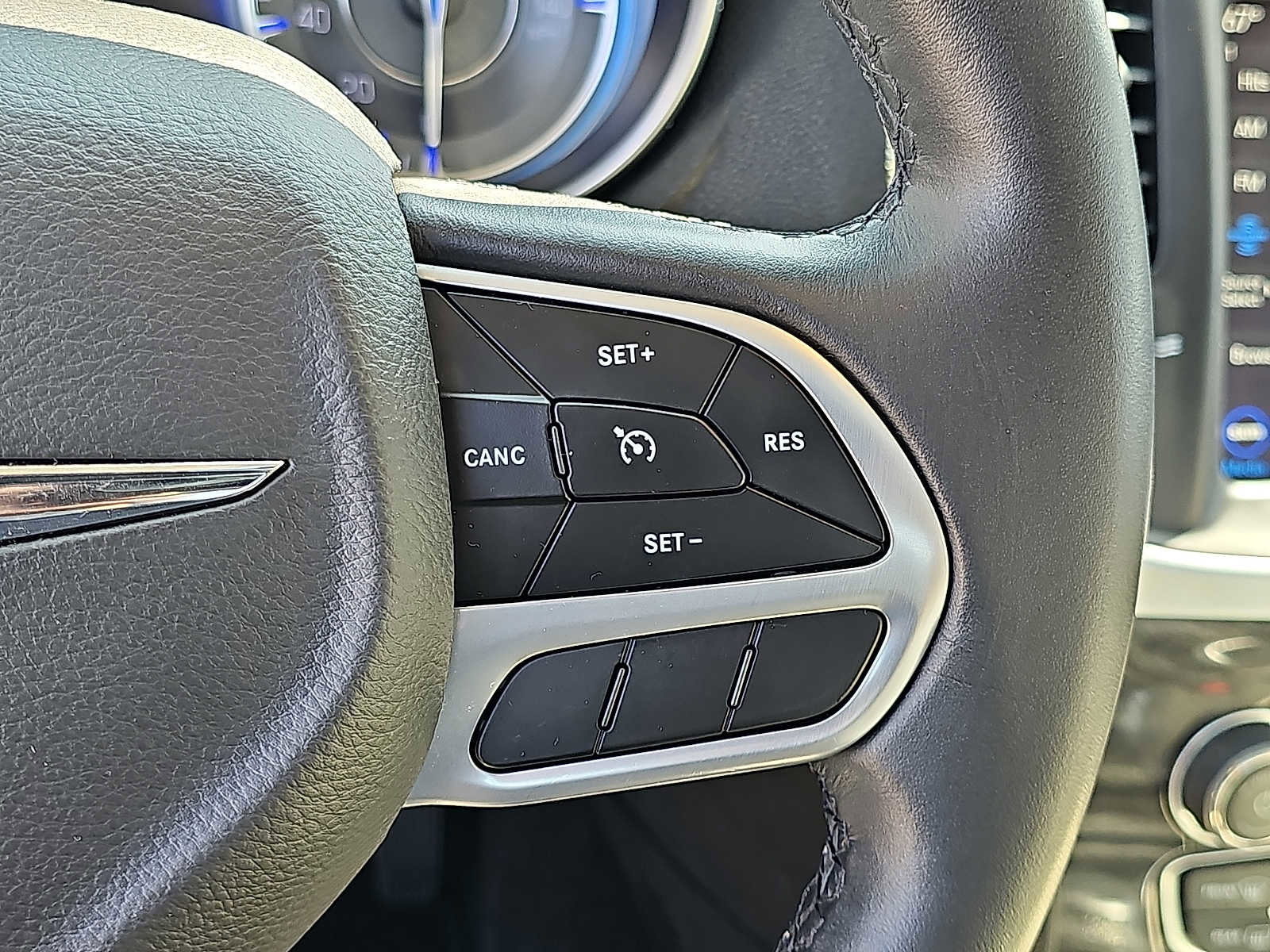 Used 2021 Chrysler 300 Touring L w/ Popular Equipment Group image 25