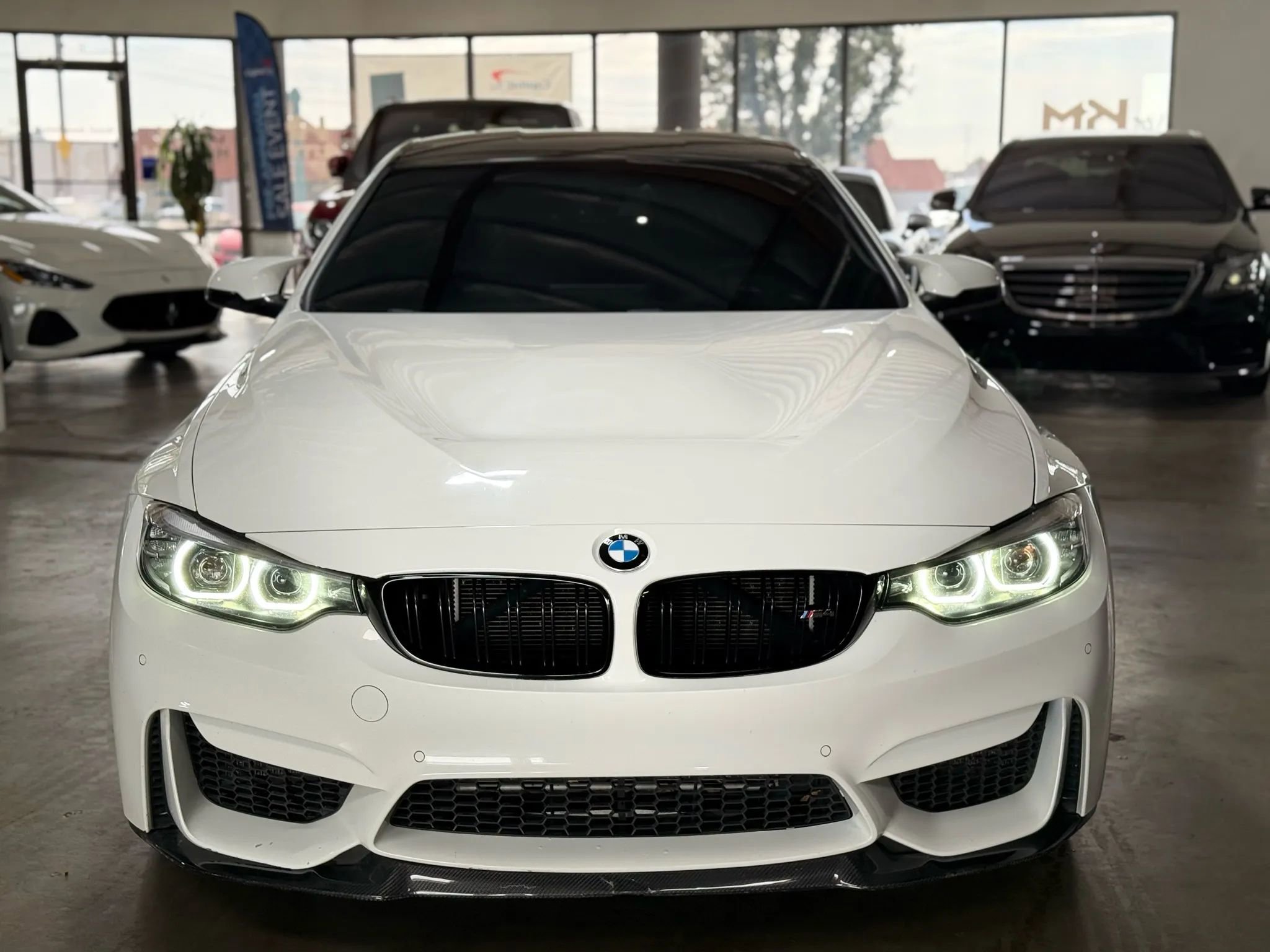 Used 2019 BMW M4 CS image 3