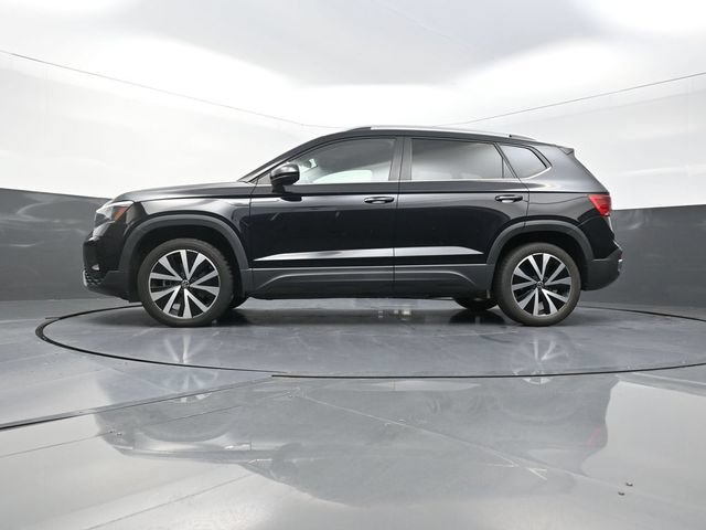 Used 2024 Volkswagen Taos SE FWD image 33