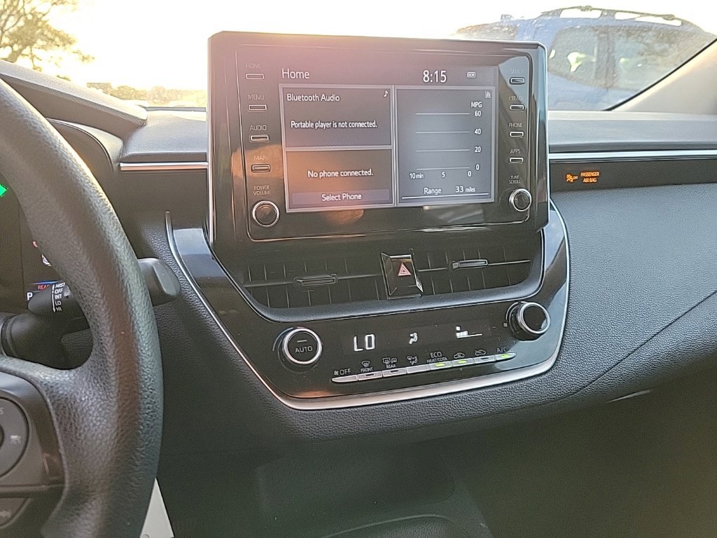 Used 2020 Toyota Corolla LE FWD image 8