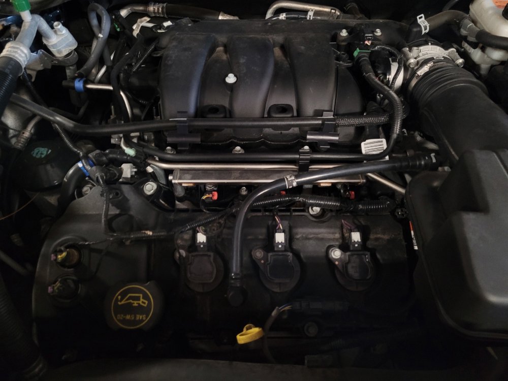 Used 2019 Ford Explorer XLT image 30