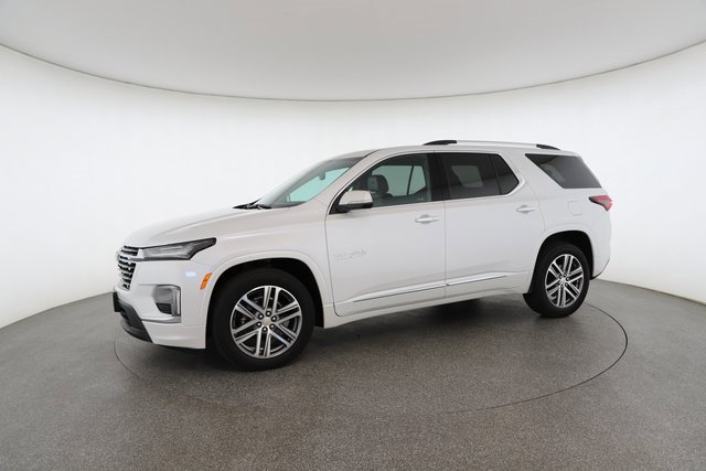 Used 2024 Chevrolet Traverse High Country image 4