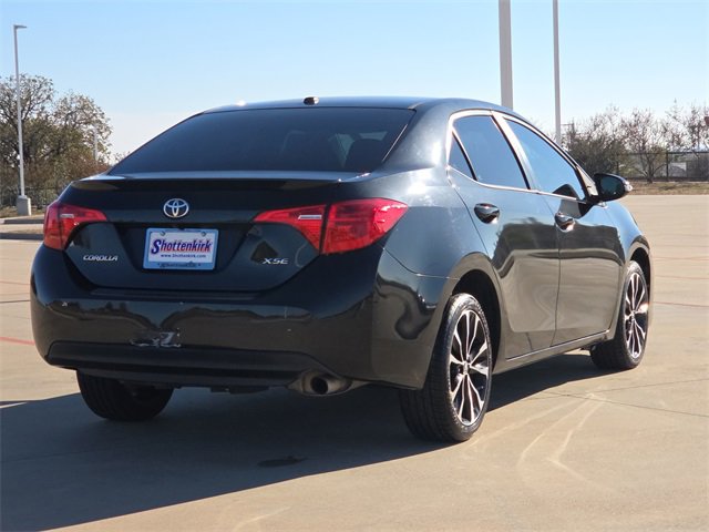 Used 2017 Toyota Corolla XSE image 6