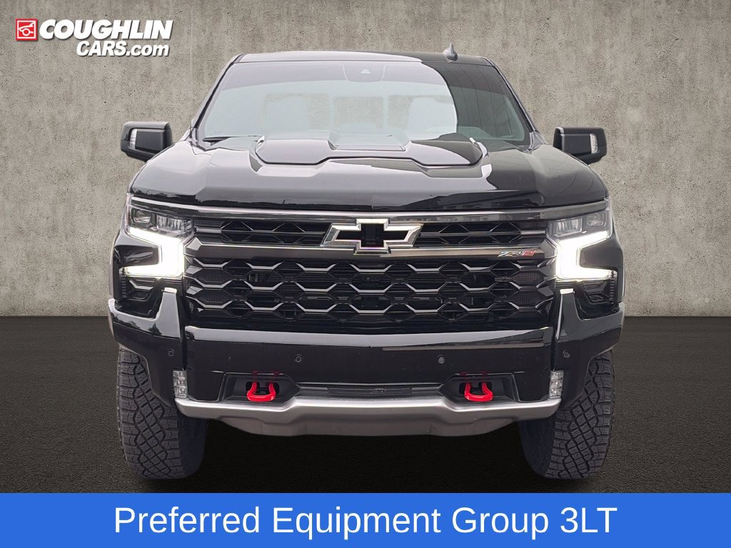 Used 2025 Chevrolet Silverado 1500 ZR2 AWD/4WD image 3
