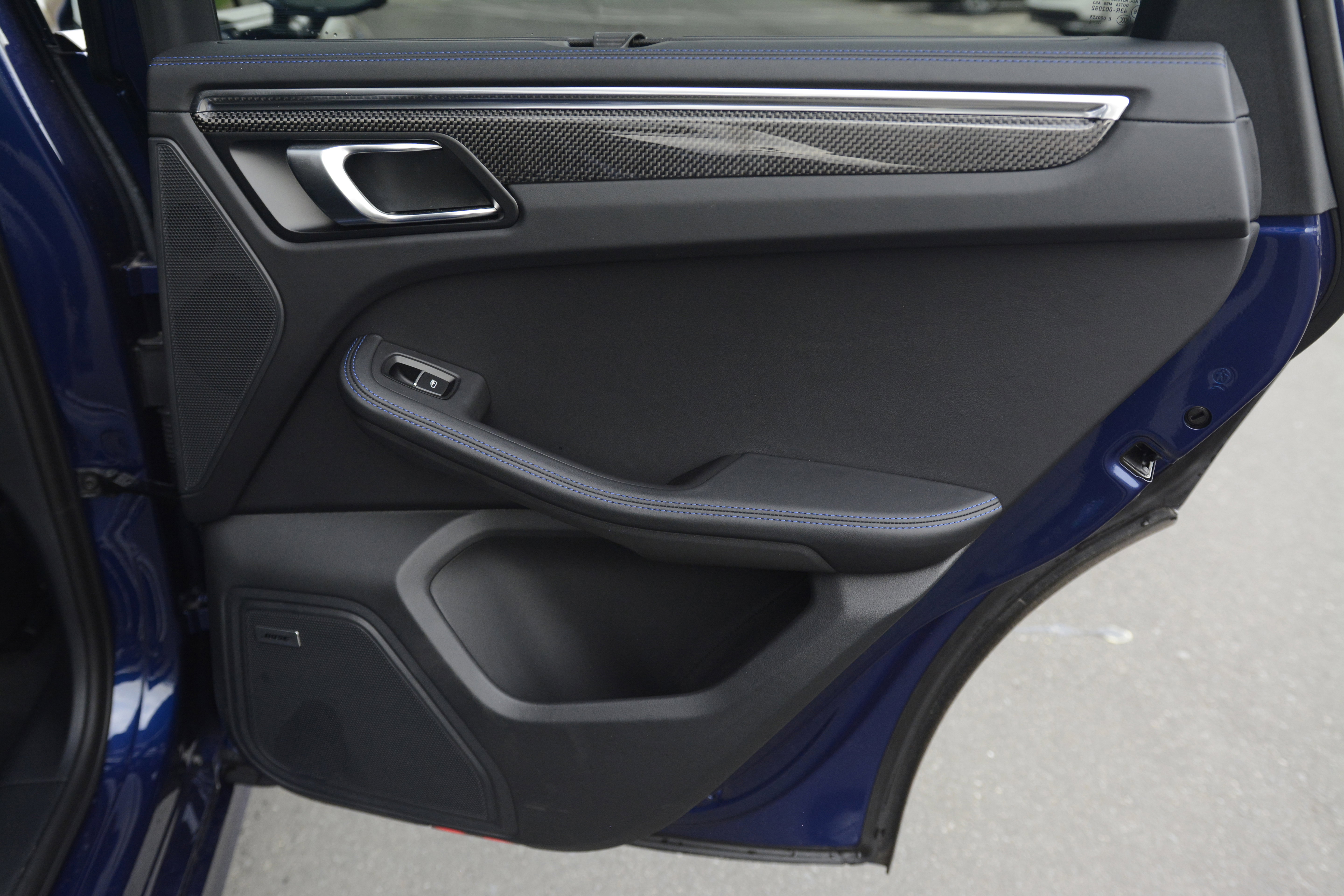 Certified 2024 Porsche Macan GTS w/ Premium Plus Package AWD/4WD image 29