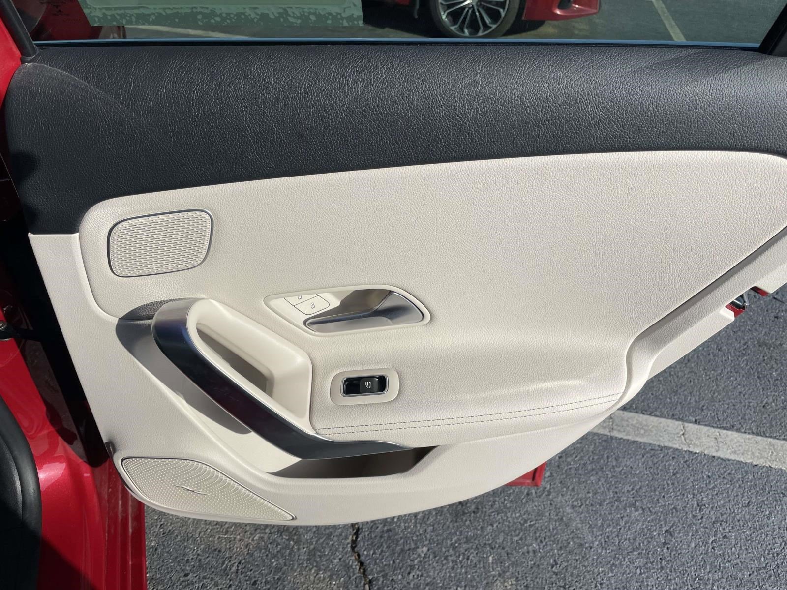 Used 2020 Mercedes-Benz A 220 4MATIC image 42