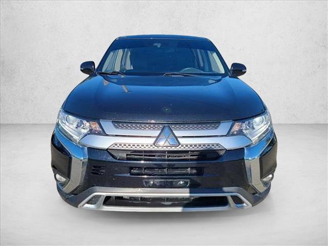 Used 2020 Mitsubishi Outlander SE video 2