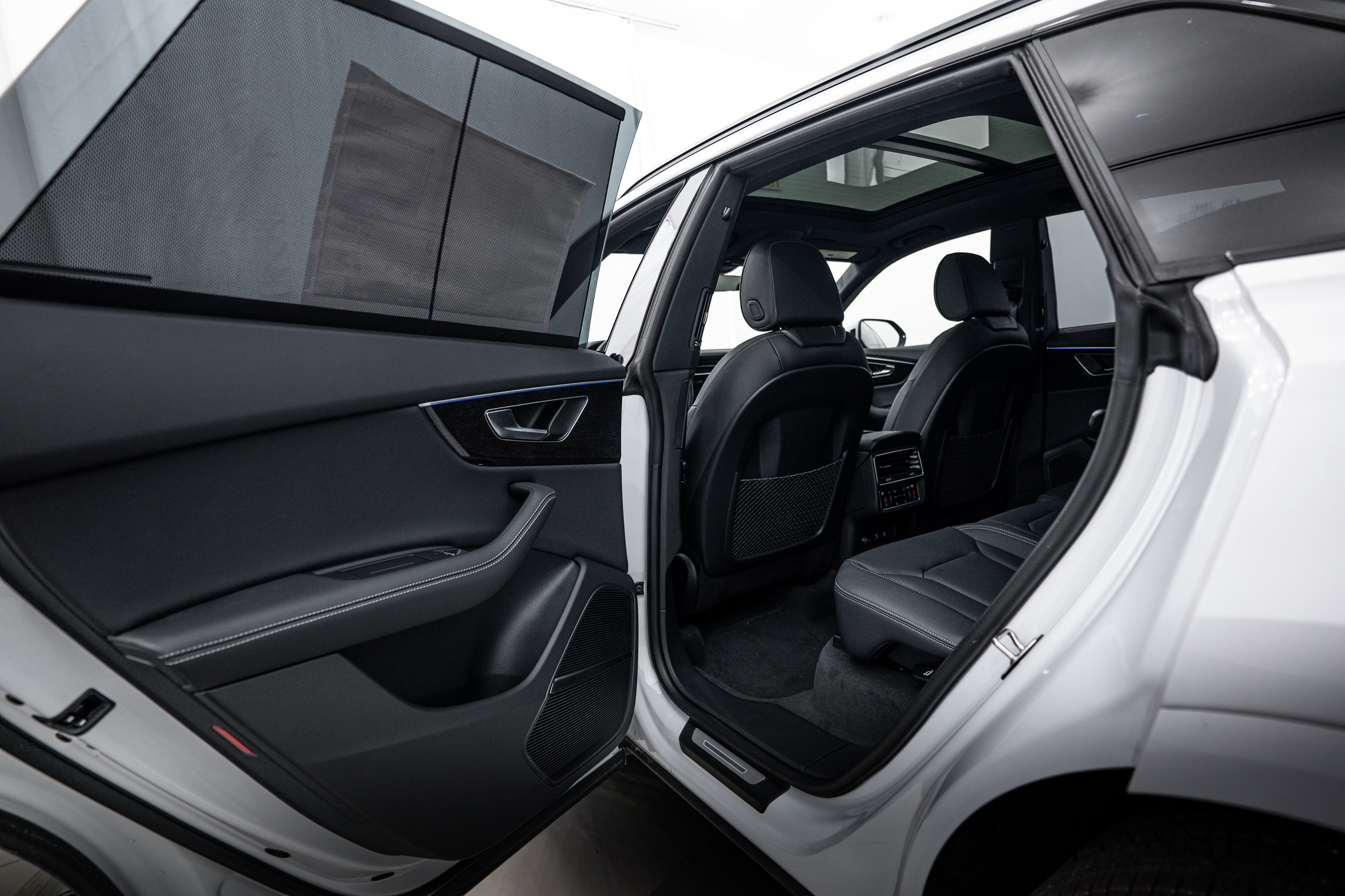 New 2026 Audi Q8 Premium Plus AWD/4WD image 16