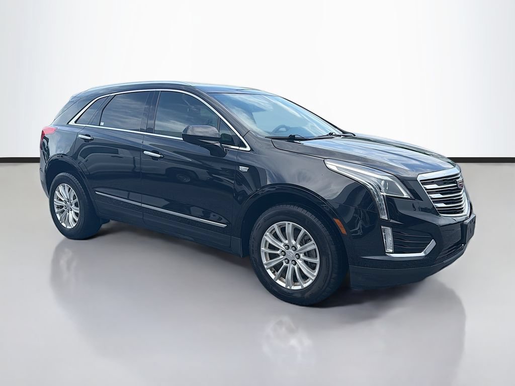 Used 2018 Cadillac XT5 FWD image 3