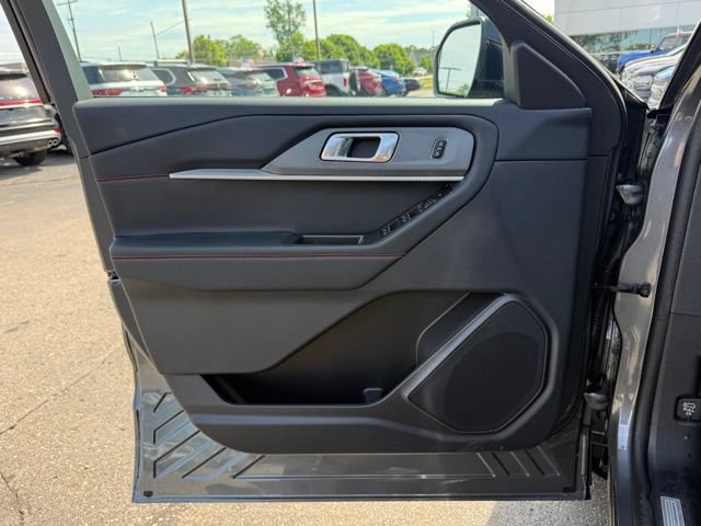 New 2026 Ford Explorer ST-Line AWD/4WD image 13