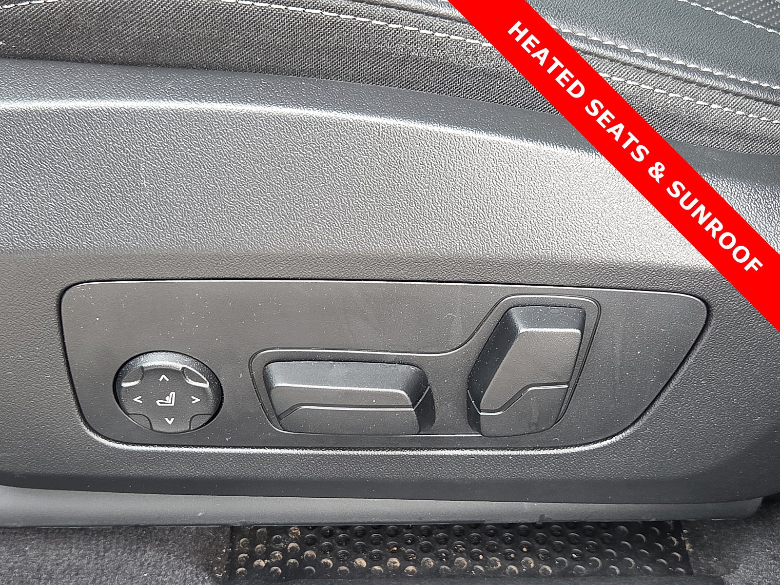 Used 2025 BMW X2 M35i AWD/4WD image 14