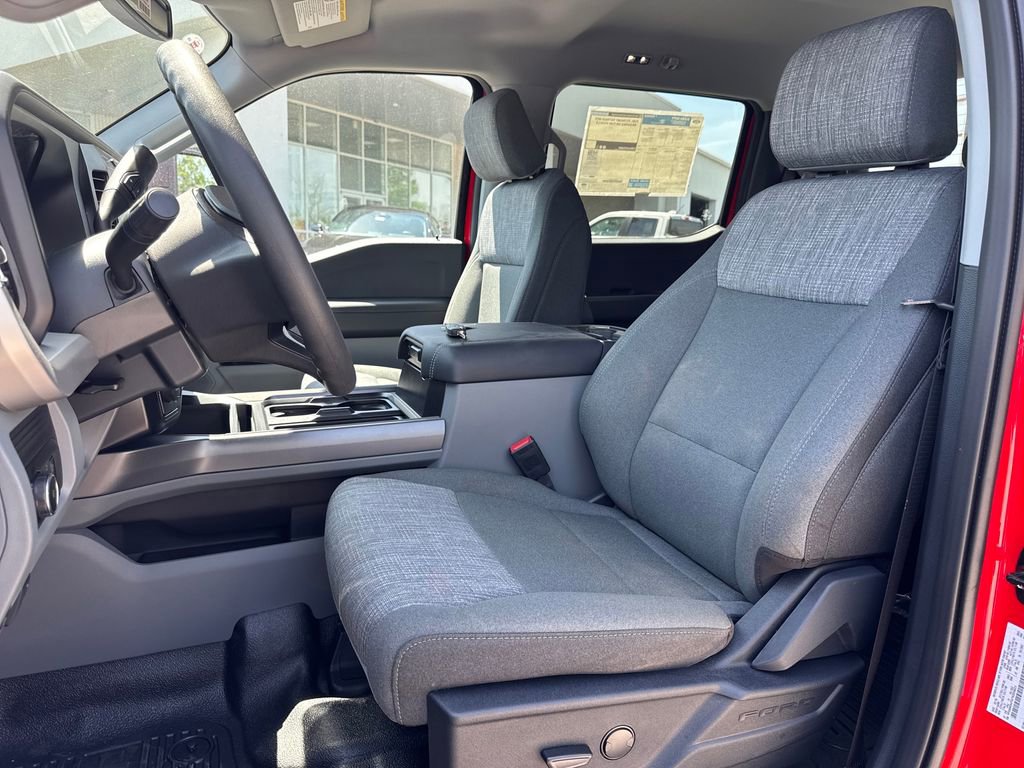 New 2026 Ford F350 XLT w/ XLT Value Package AWD/4WD image 9